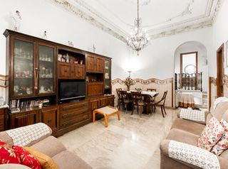 Duplex in Carrer de montserrat de casanovas 104. Dúplex en venta calle de montserrat de casanovas, 104, barrio la