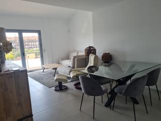 Lloguer Àtic  Avinguda de montilivi. Lloguer temporal: àtic 3 habitacions moblat alta qualitat zona m