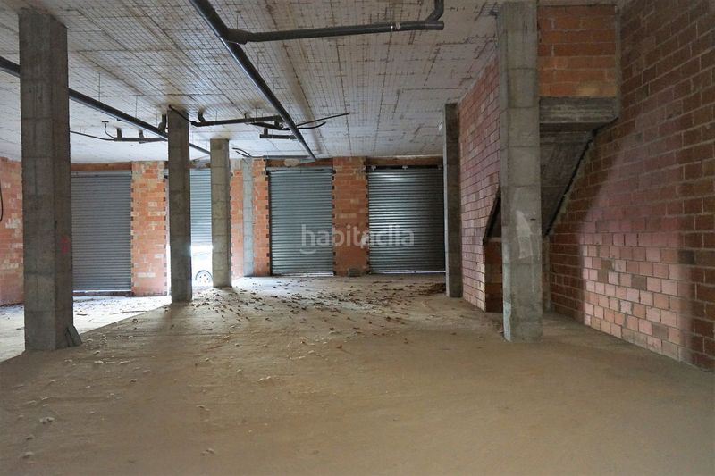 Foto 5a6fc0e5-b968-4f68-b12b-e8ccd235f364. Affitto locale commerciale in avenida alfonso x el sabio 4 in Requena