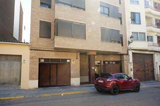 Rent Car parking in Maestro alonso 8