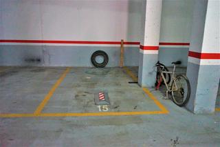 Posto auto in Calle mira 4