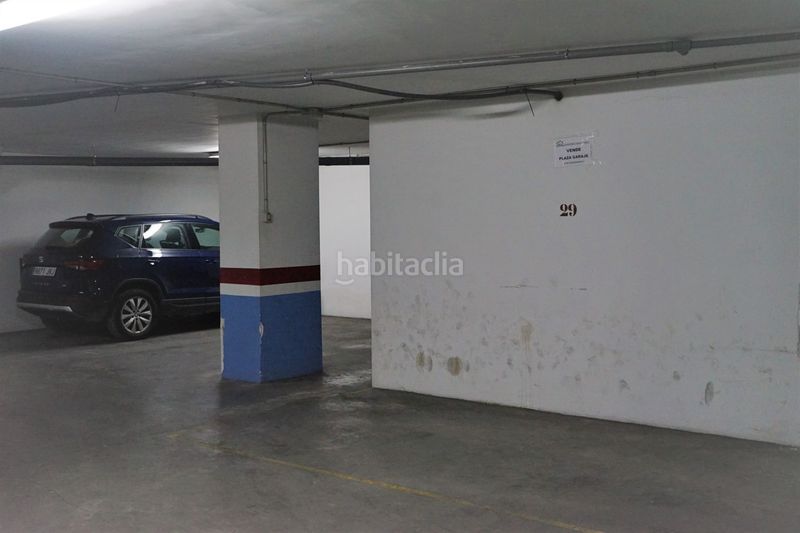 Foto d7f513fa-4d8f-41b5-822a-d54cc3c198e8. Aparcament cotxe a general pereyra 28 a Requena