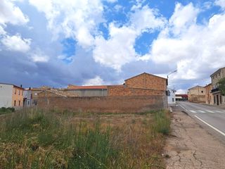 Wohngrundstück in Calle carretera duques 7