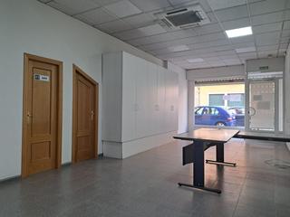 Lloguer Local Comercial a Calle musico sosa 14