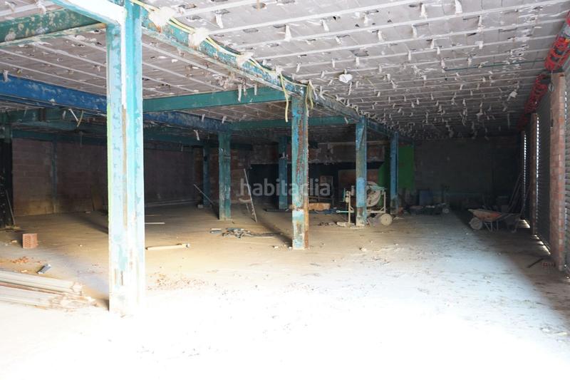 Foto 1109f34f-c5e5-4d86-9cd9-1741639ce17f. Lloguer local comercial a arrabal 59 a Requena