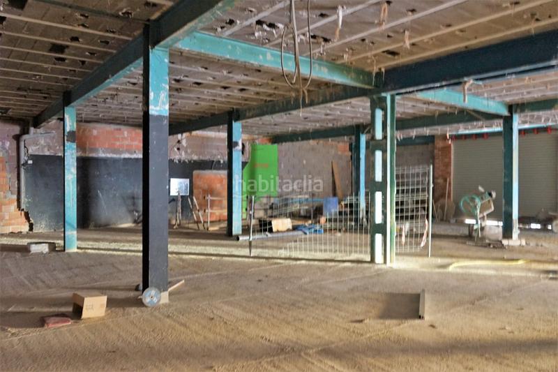 Foto 61f5bb01-1490-452f-9a98-d1c9c4501535. Lloguer local comercial a arrabal 59 a Requena