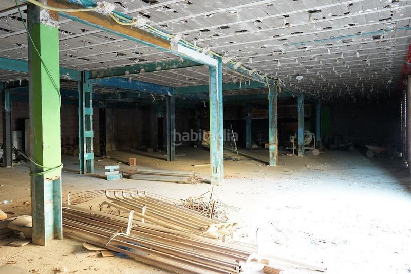 Foto d89124c4-2c66-42f9-b430-defdd607710a. Lloguer local comercial a arrabal 59 a Requena
