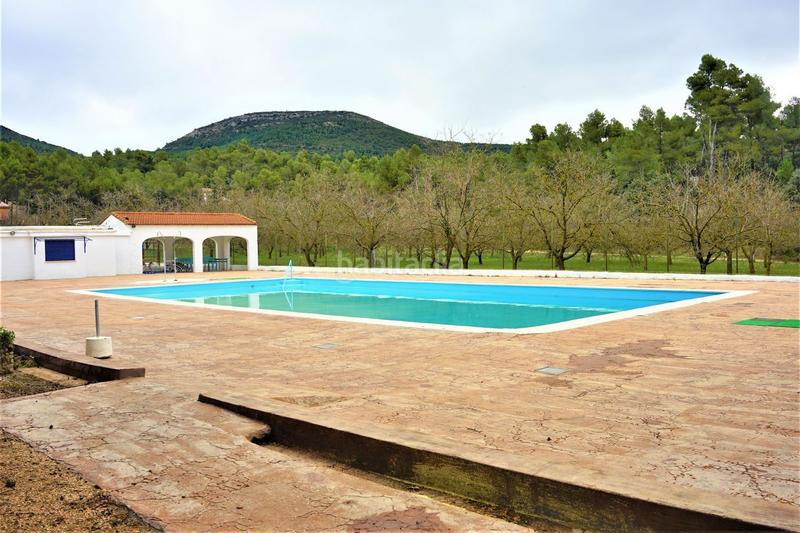 Foto f5fa7fae-4eb7-4987-b96e-2d7327b7d19e. Finca rústica a calleja hontanar 78 a Utiel