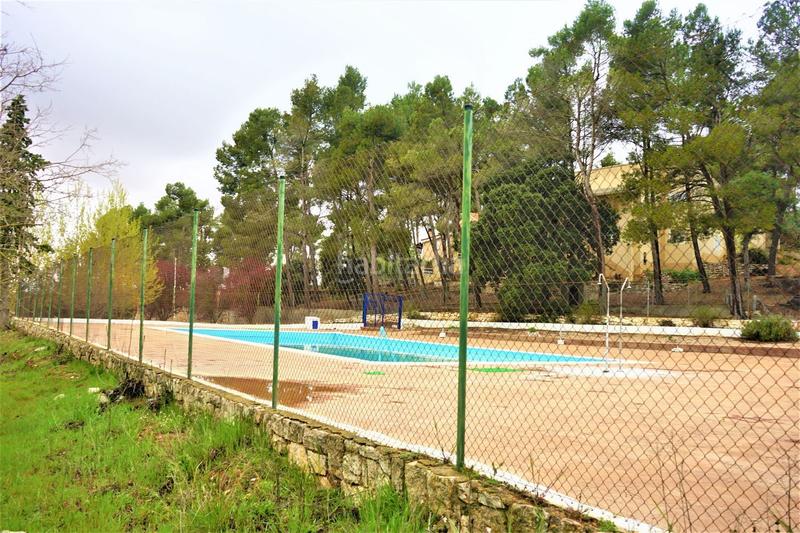 Foto 72f96602-b8da-4565-8bb6-e6417ad33b8a. Finca rústica en calleja hontanar 78 en Utiel