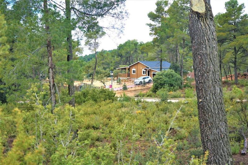 Foto 9aaf3b23-c315-4ff6-a04e-da85d4226e8a. Finca rústica en calleja hontanar 78 en Utiel