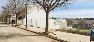 Terreny residencial a Calle calle fuente reinas 26. Parcela zona reinas.