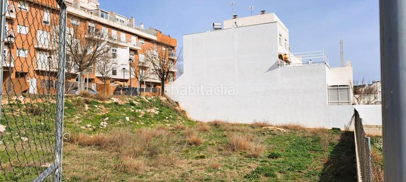 Foto a1fd1446-44cc-420c-bd39-6f4548674ad6. Terreno residencial en calle calle fuente reinas 26 parcela zona reinas. en Requena