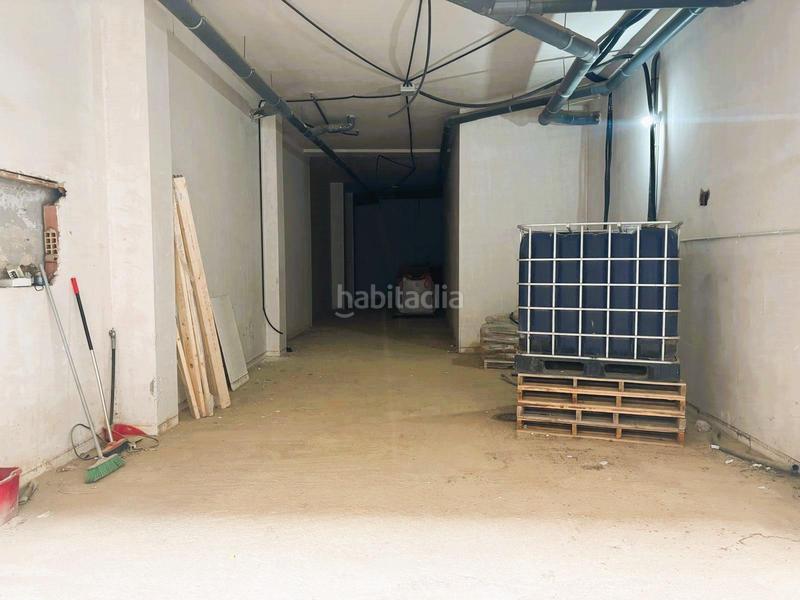 Foto 904fd31d-2b58-47ef-a2cf-7f2fda159c77. Lloguer local comercial a calle calle de norberto piñango 5 a Requena
