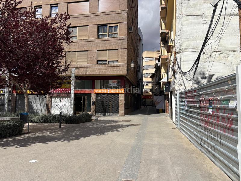 Foto ebc33b70-f71c-4fca-8363-2b3412a2b4ee. Lloguer local comercial a calle calle de norberto piñango 5 a Requena