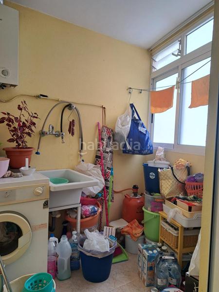 Foto 19cf6ee6-a80b-4e09-afce-f37553d5bdd1. Piso en calle colon 20 excelente piso céntrico muy cuidado. en Requena