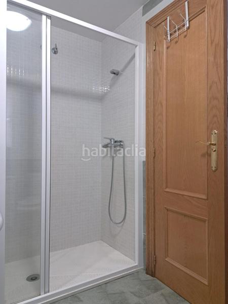 Foto 1e3f12a1-c3e9-45e8-a888-dc0c550ef9da. Piso en calle colon 20 excelente piso céntrico muy cuidado. en Requena