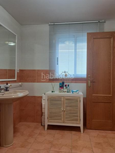 Foto 7c294ddc-710e-4258-a858-669f4ecc8b79. Piso en calle colon 20 excelente piso céntrico muy cuidado. en Requena