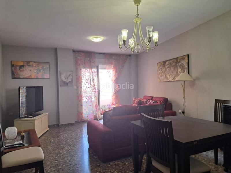 Foto b0a55a88-65b9-4ff0-a3fa-ee6002cad393. Piso en calle colon 20 excelente piso céntrico muy cuidado. en Requena