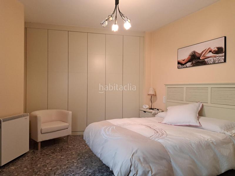 Foto e95e4d41-f902-4049-b282-cb533686142b. Piso en calle colon 20 excelente piso céntrico muy cuidado. en Requena