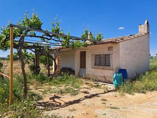 Casa a Polígono requena 38. Casa de campo próxima a requena.