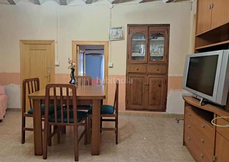 Foto 97797139-886d-4596-abf2-16c8a4b35d95. Casa bifamiliare in calle mayor cojos 21 in Requena