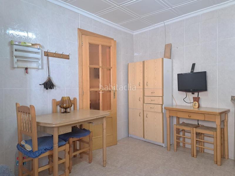Foto de6b08fc-c220-4dab-a841-8c4a08d47d9e. Casa bifamiliare in calle mayor cojos 21 in Requena