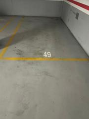 Aparcament cotxe en Calle mira 9. Amplia plaza de garaje con fácil maniobra Aparcament cotxe en Calle mira 9. Amplia plaza de garaje con fácil maniobra