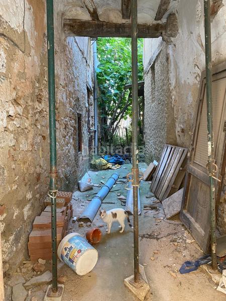 Foto e23f99f8-f2f8-4bb9-bd12-6f225db389ff. Casa en calle de santa maría 12 casa para derribo en barrio de la villa. en Requena