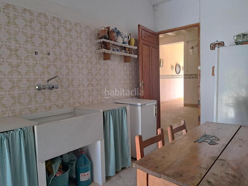 Foto 4e931dd2-8e04-4c56-9a68-037cb344833b. Casa adossada a calle calle Requena casas río a Requena