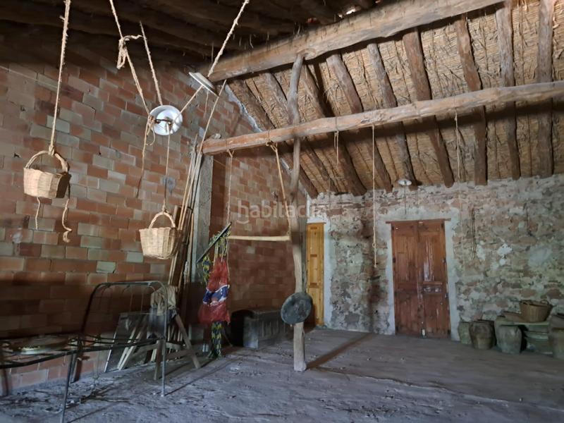 Foto bb119c90-7623-4e5f-a727-80bae257eae5. Casa adossada a calle calle Requena casas río a Requena