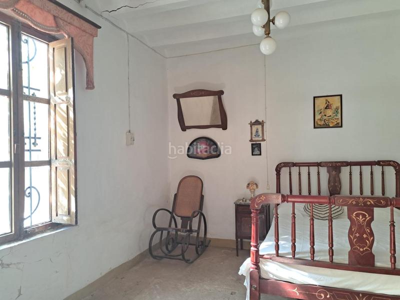 Foto cef22c57-9ab5-4344-a083-5e2ade41cdcc. Casa adossada a calle calle Requena casas río a Requena