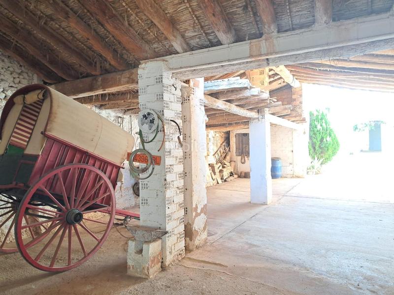 Foto 59b994b6-4b01-4922-b5e1-525a1e45530f. Casa en calle progreso derramador 13 bonita casa de pueblo con amplio patio y fachada a dos calles. en Requena