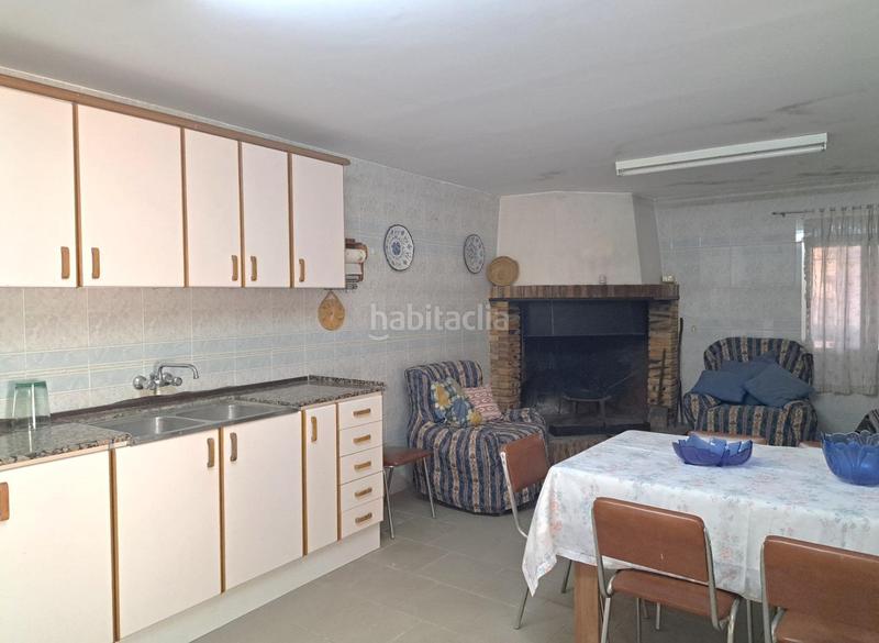 Foto b7f161a3-cb80-4fe4-9293-70b38be860e9. Casa en calle progreso derramador 13 bonita casa de pueblo con amplio patio y fachada a dos calles. en Requena