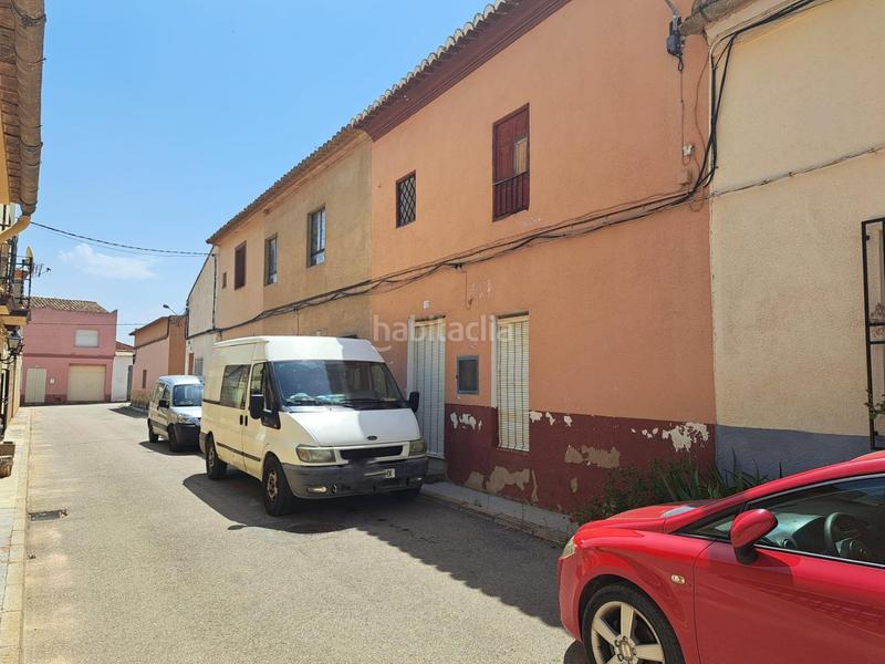 Foto e97d3ed3-01f0-4fdf-b418-272f0a75e096. Casa en calle progreso derramador 13 bonita casa de pueblo con amplio patio y fachada a dos calles. en Requena