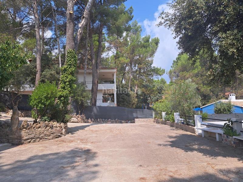 Foto 07654a14-7577-44bc-81d7-e4806ce6aa9c. Chalet en urbanizacion hontanar 15 amplio chalet en estado impecable. en Utiel