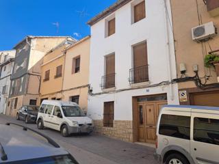 Casa a schiera  Calle calle garcía gonzález 26. Amplia vivienda en pleno centro con patio y terraza.