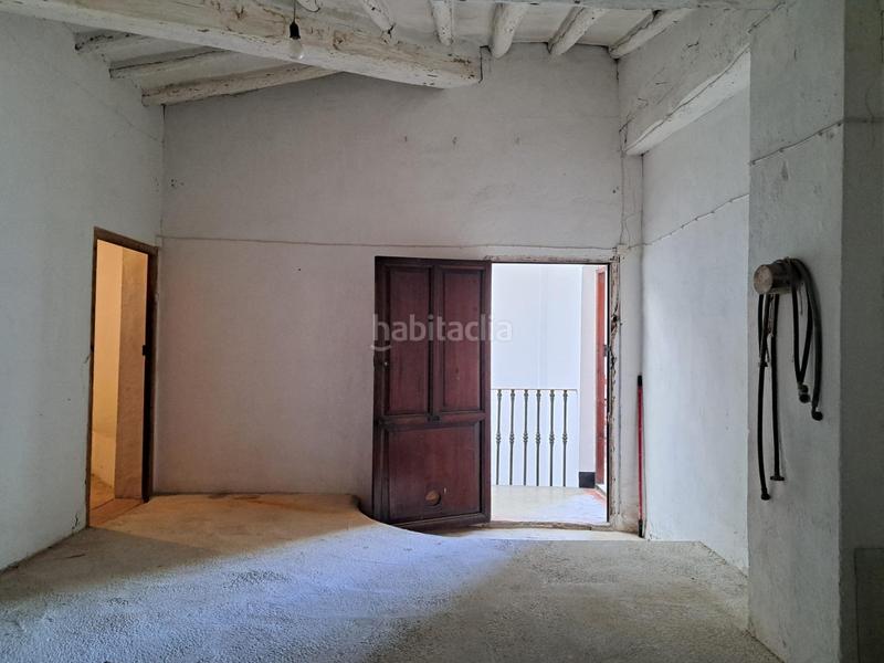 Foto a3c7eae7-5b3d-4dd9-baa2-6fd472974e72. Casa adossada a calle san jaime san antonio 48 a Requena