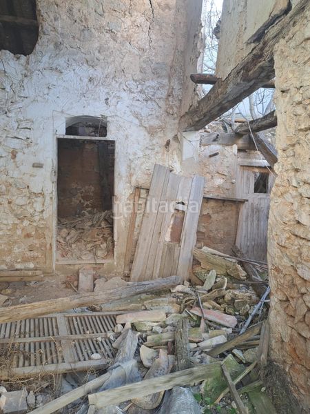 Foto 82bc5b97-fa1f-4ca4-9571-f8c76d004e62. Casa a calle huertas 32 a Fuenterrobles