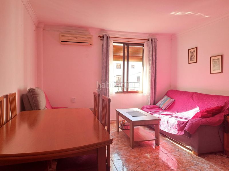 Foto d190fb70-26a1-47ad-a049-256d522eac15. Casa a calle poblete 18 a Requena