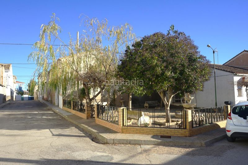 Foto 1b39a676-8c33-4be3-b866-212596627329. Casa a calle calle colegio 19 a Requena