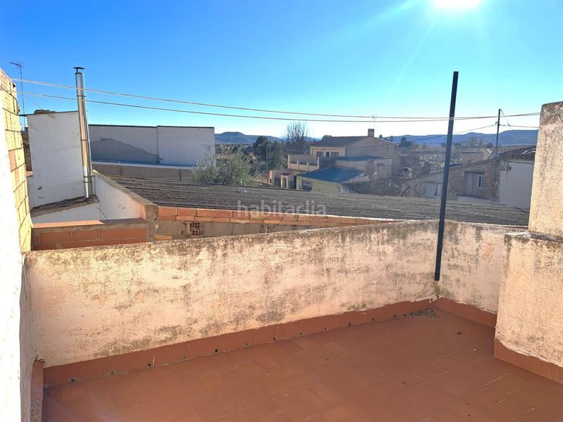 Foto b8709c82-3b66-4e2d-9298-22d28ae97d2a. Casa a calle calle colegio 19 a Requena