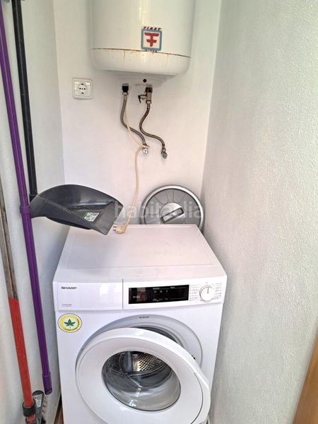 Foto e6e87b6a-e60e-4e18-9481-89e7bb710eeb. Casa a calle calle colegio 19 a Requena