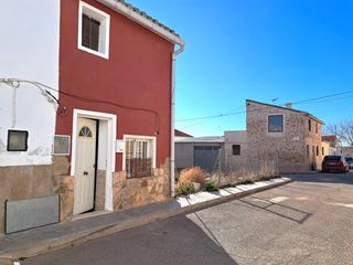 Casa  Calle calle colegio 19. Casa reformada en casas de eufemia  lista para entrar a vivir
