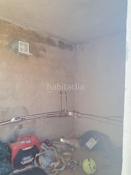 Foto c13cb147-3de4-40b4-bd31-54d2cd5aa793. Casa a carretera carretera valencia a Requena