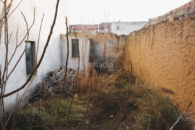 Foto 5f0223db-e90f-4013-900f-b6ac05c4ab26. Casa adossada a calle ganaderos 16 a Requena