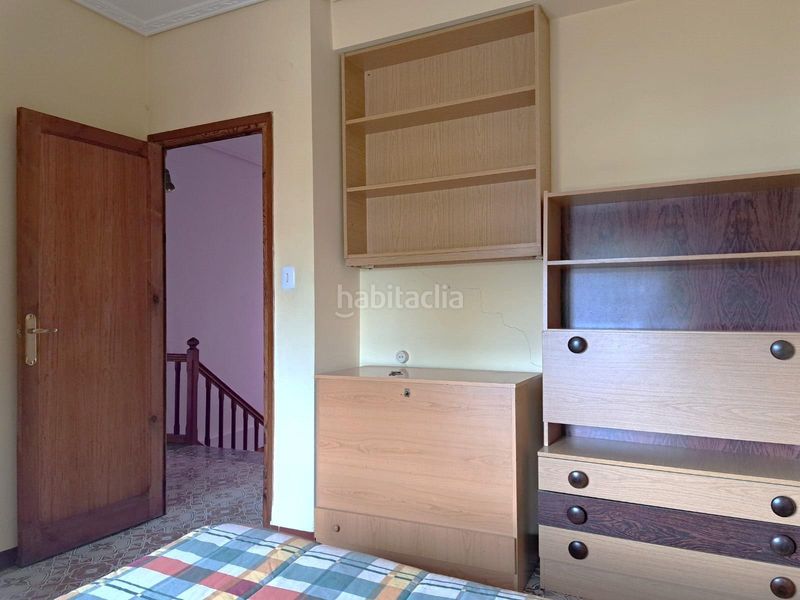 Foto cc299315-9c8f-4c7d-9cc5-e31c8266844e. Casa a calle calle Requena campo arcís 11 a Requena