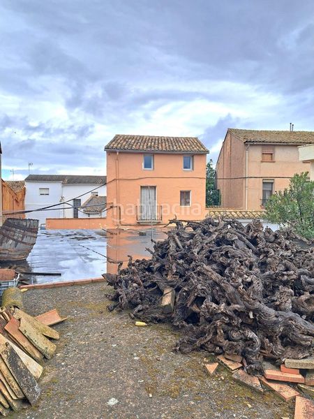 Foto 54a6c884-dd39-410d-b945-3fc70de14a5e. Casa amb aparcament a Requena
