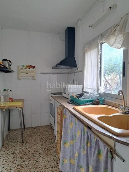 Foto 54c2e6c6-57b9-4c94-a76d-c66bab737926. Casa amb aparcament a Requena