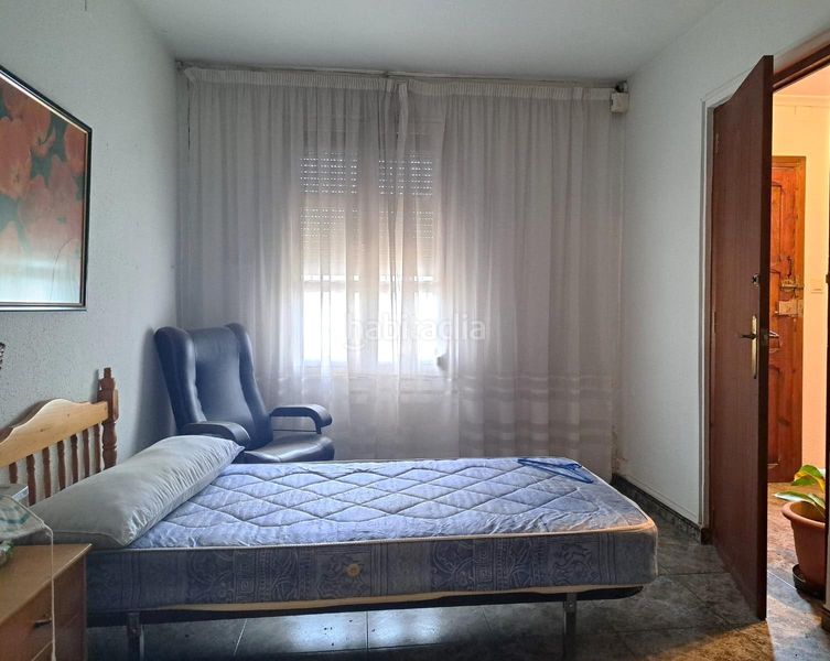 Foto be92edef-2c32-462f-a227-cf16c0959ce8. Casa amb aparcament a Requena