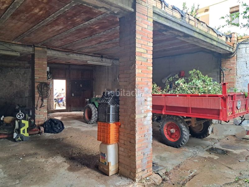 Foto f32c643f-317f-46c5-a01b-6ba58ac38f32. Casa amb aparcament a Requena